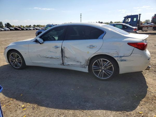 2015 INFINITI Q50 — DSRA