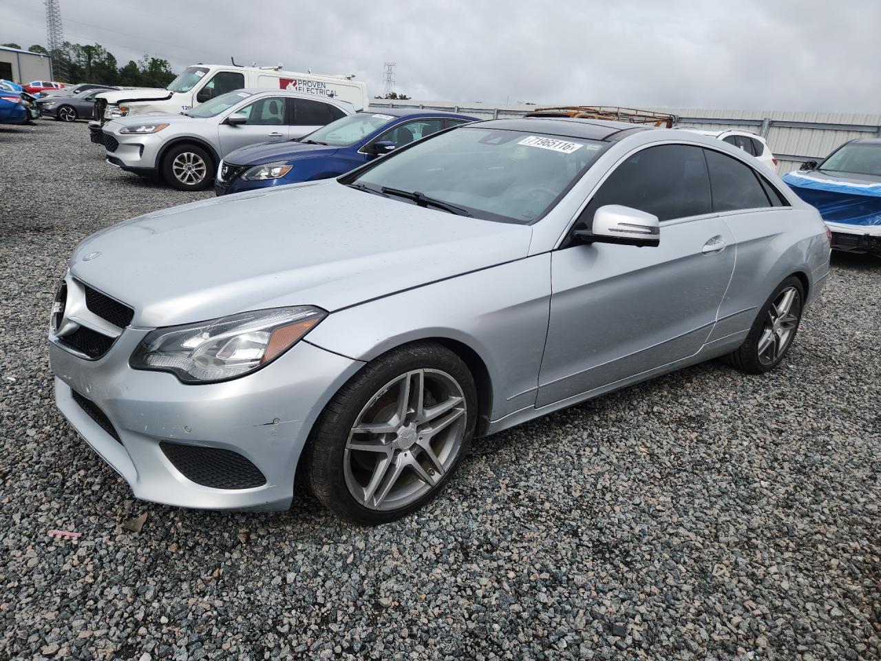 2014 MERCEDES-BENZ E E350 — Front 3/4
