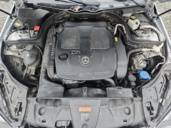 2014 MERCEDES-BENZ E E350 — Engine bay