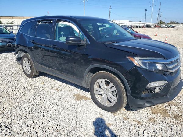 2018 HONDA PILOT LX — Passenger 3/4