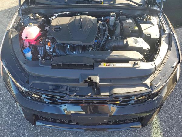 2027 KIA K5 GTL — Engine bay
