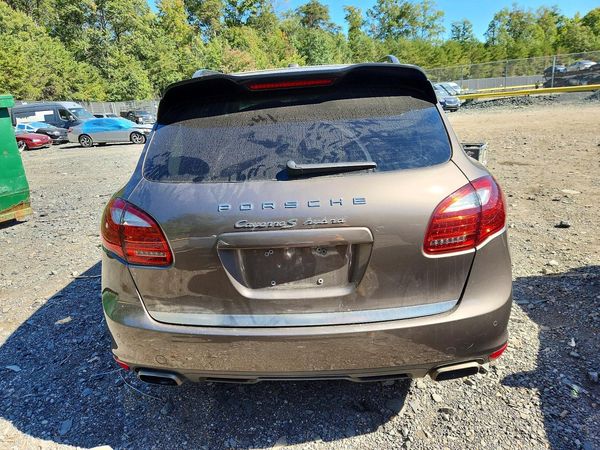 2012 PORSCHE CAYENNE S Hybrid — DIRR