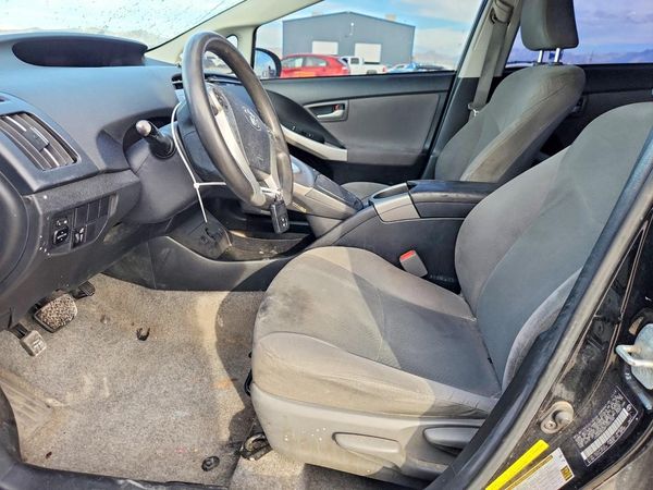 2015 TOYOTA PRIUS — DENT