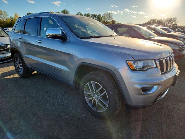2018 JEEP GRAND CHEROKEE Limited — Passenger 3/4