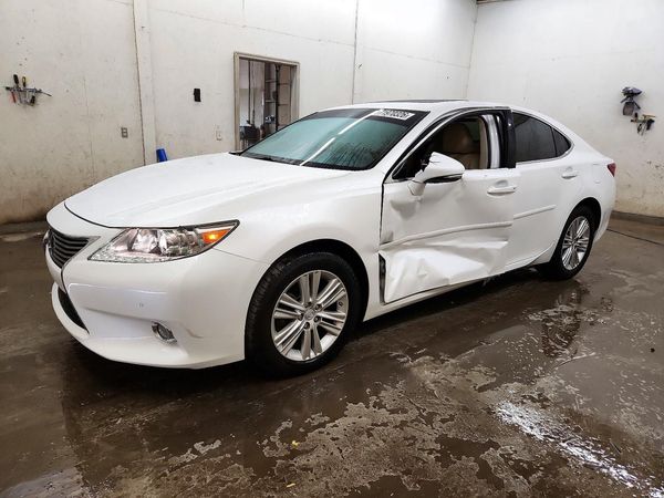 2015 LEXUS ES — DSFA — Front 3/4