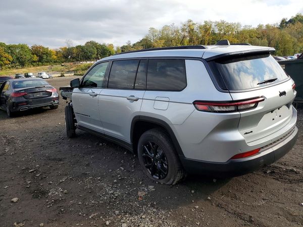 2026 JEEP GRAND CHEROKEE Base, Laredo — DSRA