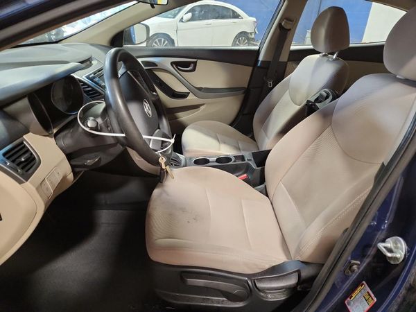 2015 HYUNDAI ELANTRA