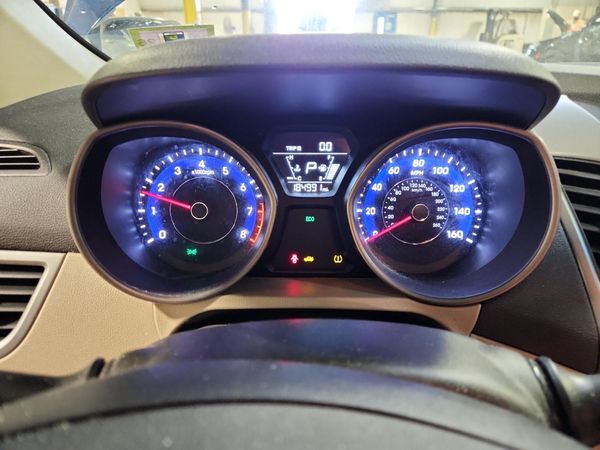 2015 HYUNDAI ELANTRA