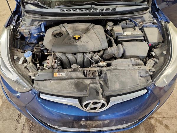 2015 HYUNDAI ELANTRA