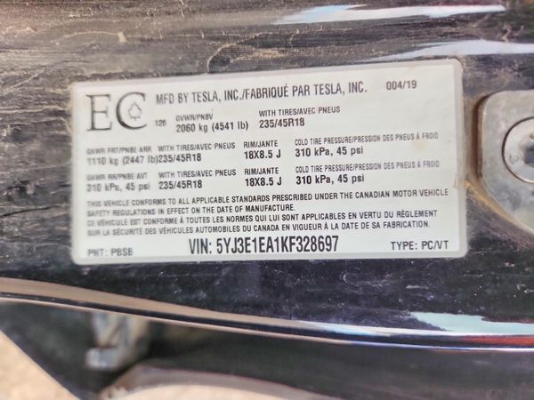 2019 TESLA MODEL 3 — VINS