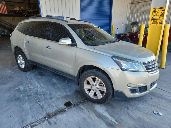 2014 CHEVROLET TRAVERSE 2LT — Passenger 3/4