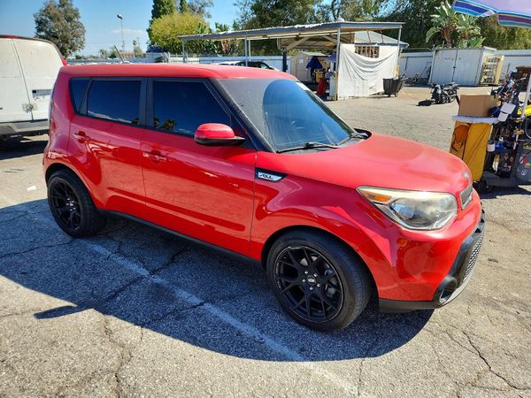 2016 KIA SOUL Exclaim — Passenger 3/4