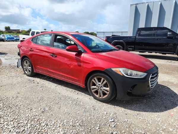 2018 HYUNDAI ELANTRA — Passenger 3/4