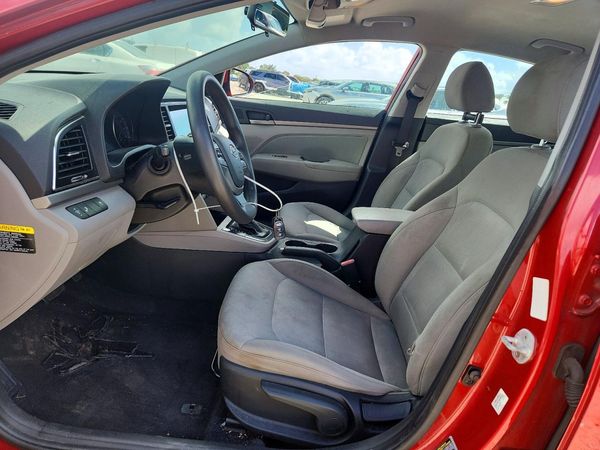 2018 HYUNDAI ELANTRA — DENT