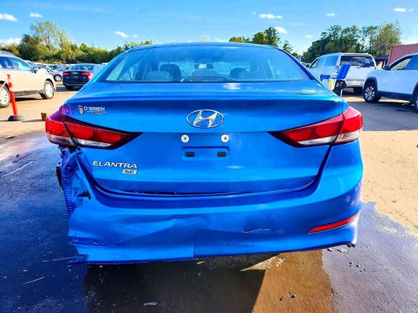 2018 HYUNDAI ELANTRA SE — DIRR