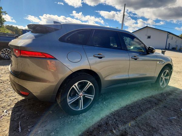 2018 JAGUAR F-PACE R Sport — PSRA