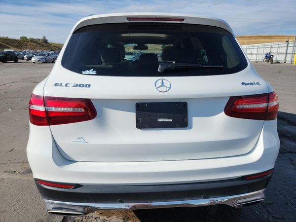 2017 MERCEDES-BENZ GLC GLC300 Base-4M