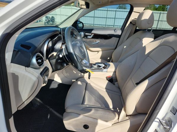 2017 MERCEDES-BENZ GLC GLC300 Base-4M