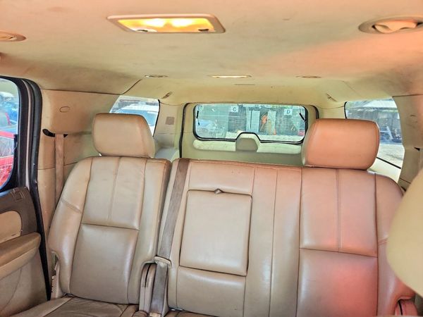 2014 CHEVROLET SUBURBAN LT — SUVN