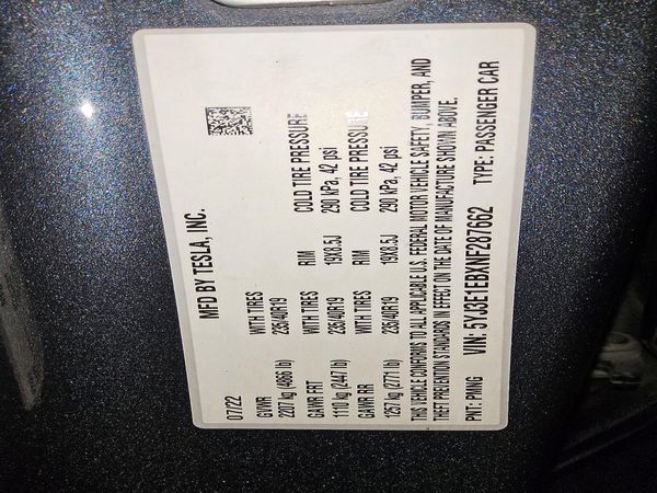 2022 TESLA MODEL 3 — VINS