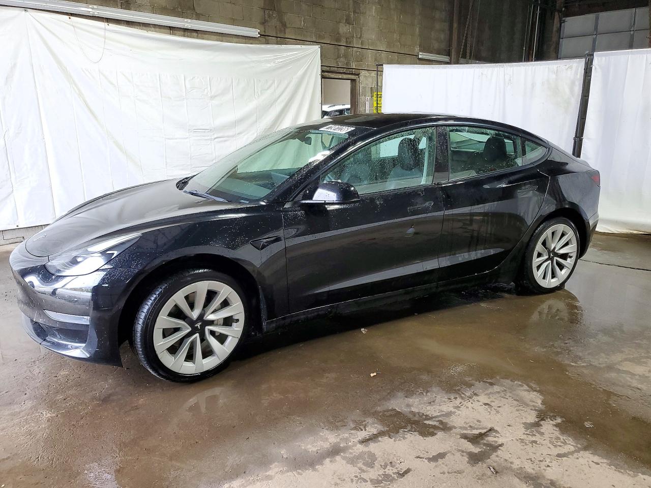 2022 TESLA MODEL 3 — Front 3/4
