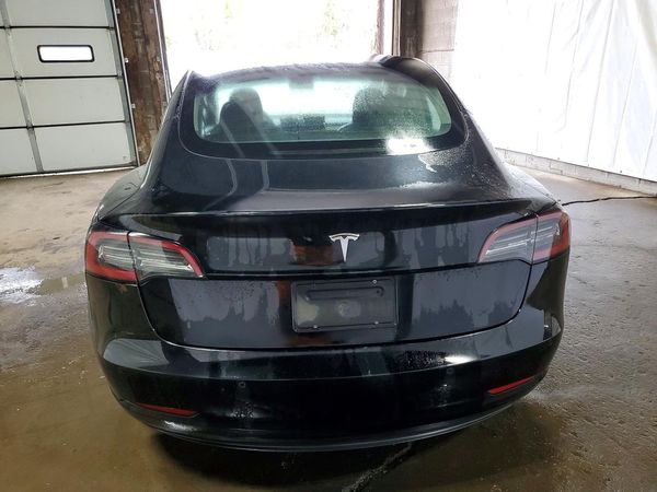 2022 TESLA MODEL 3 — DIRR