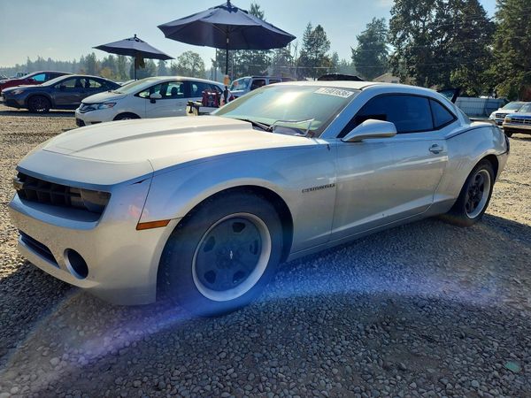 2013 CHEVROLET CAMARO 2LS — Front 3/4