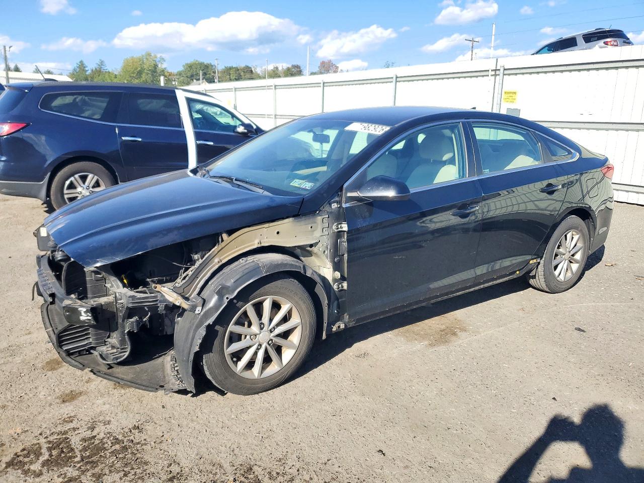 2018 HYUNDAI SONATA SE, Eco — Front 3/4