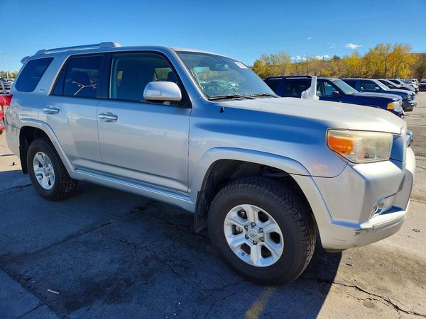 2013 TOYOTA 4RUNNER — Passenger 3/4