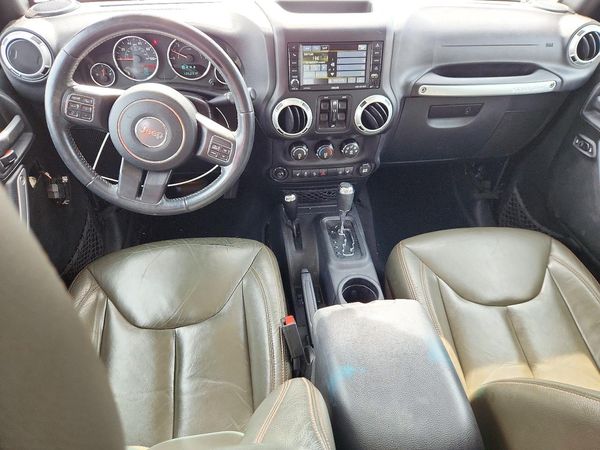 2016 JEEP WRANGLER UNLIMITED Sahara — CKPT