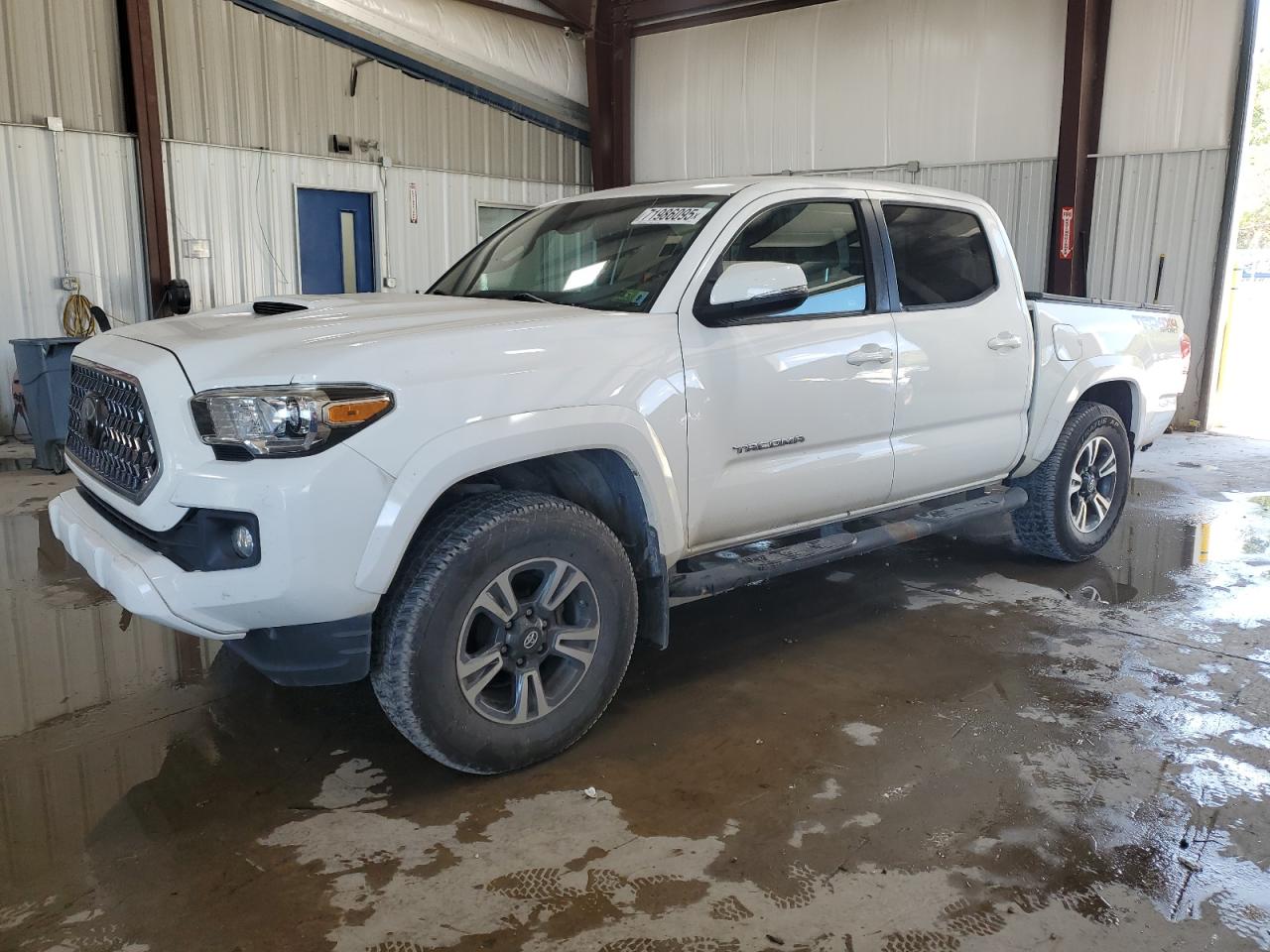 2019 TOYOTA TACOMA DOUBLE CAB SR5