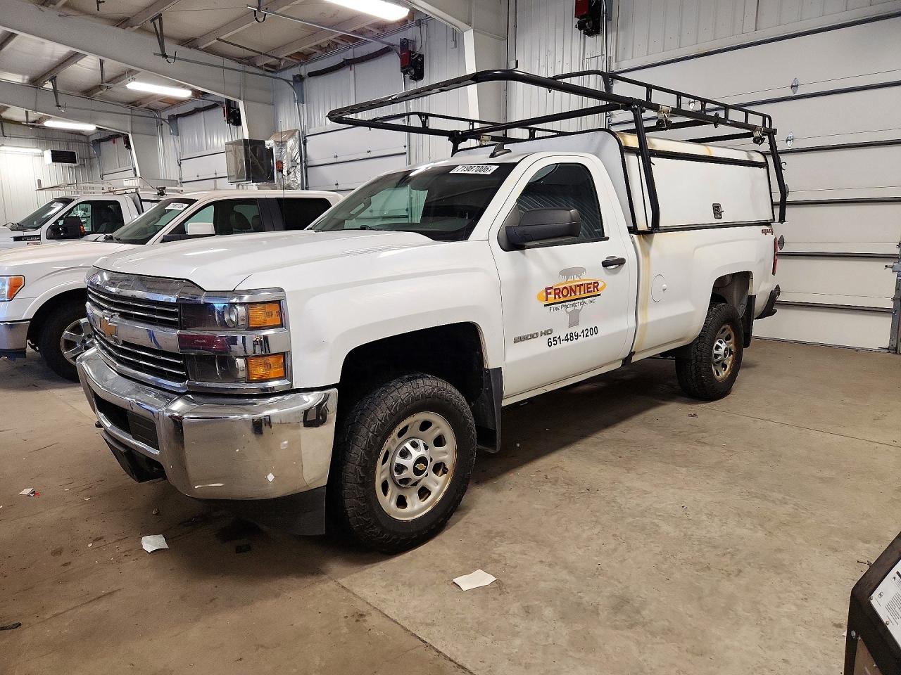 2017 CHEVROLET SILVERADO Work Truck/LS/Fleet/Base — Front 3/4