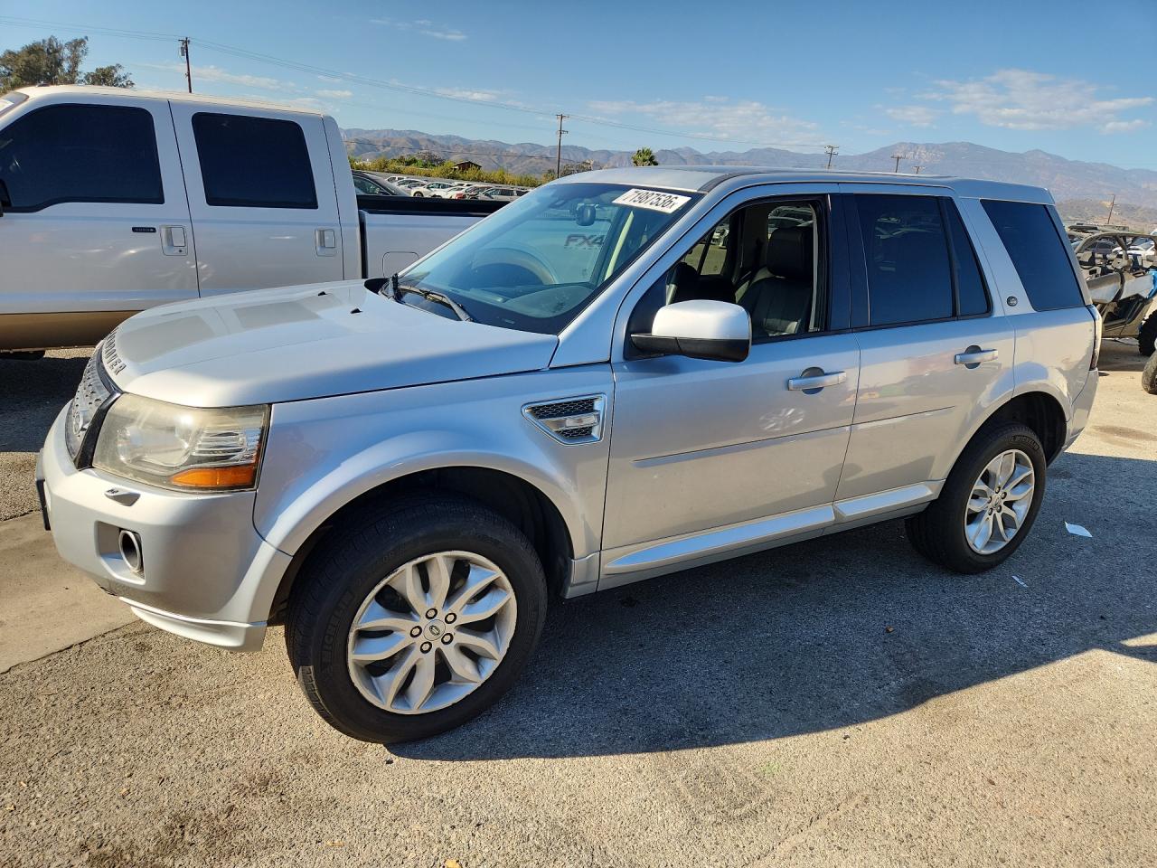 2013 LAND ROVER LR2 HSE — Front 3/4