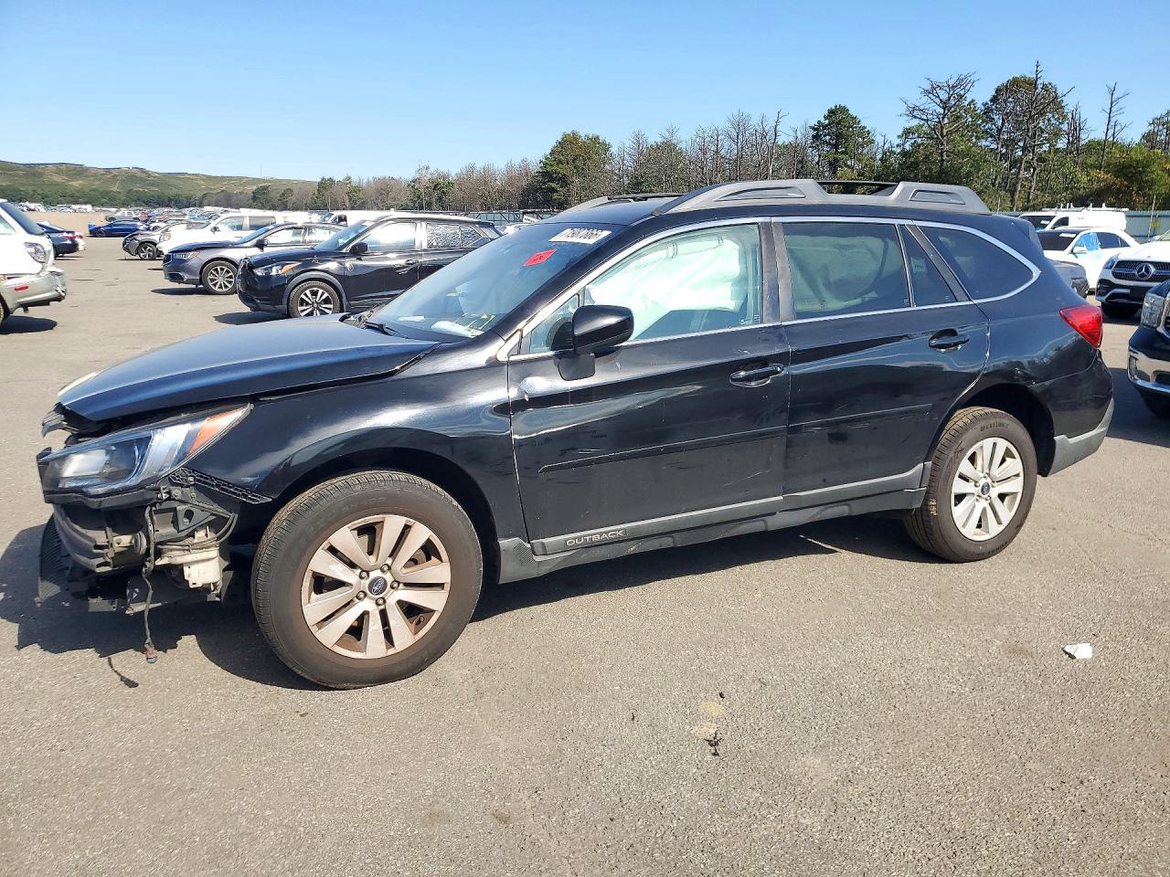 2018 SUBARU OUTBACK Premium — Front 3/4