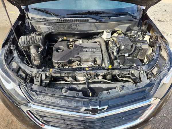2019 CHEVROLET EQUINOX LT (1LT) — Engine bay