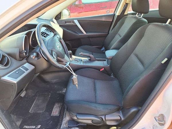 2012 MAZDA 3 Touring/GS — DENT
