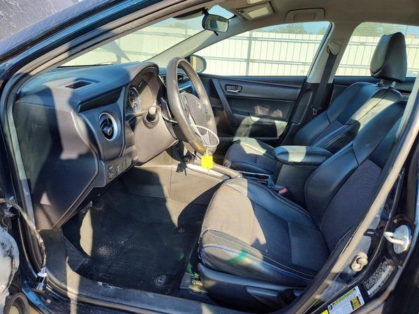 2017 TOYOTA COROLLA — DENT