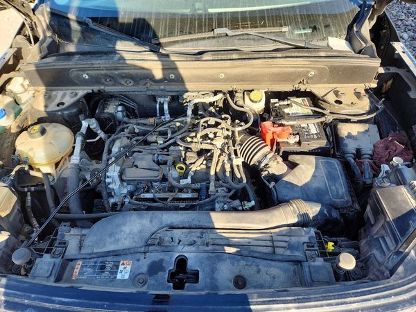 2021 FORD BRONCO Outer Banks — Engine bay