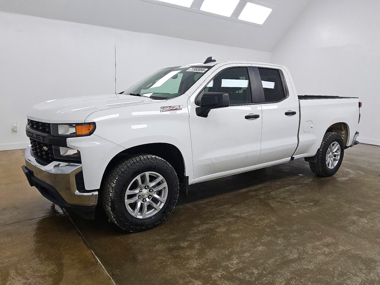 2020 CHEVROLET SILVERADO Work Truck — Front 3/4