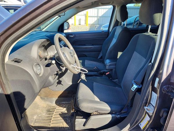 2015 JEEP COMPASS Sport — DENT
