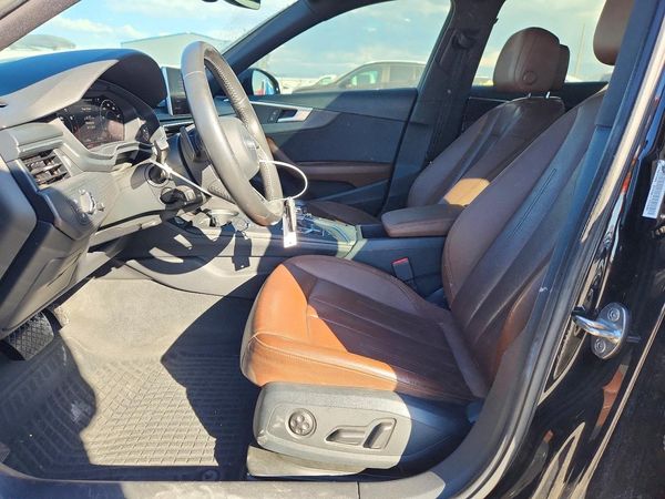 2017 AUDI A4 quattro Premium — DENT