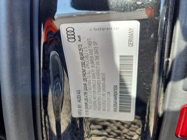 2017 AUDI A4 quattro Premium — VINS