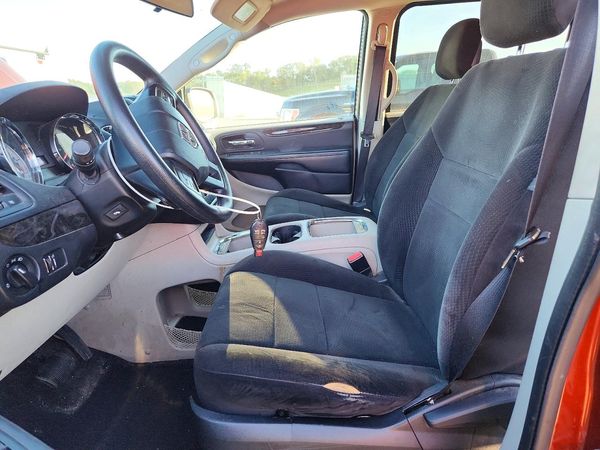 2012 DODGE CARAVAN SXT — DENT