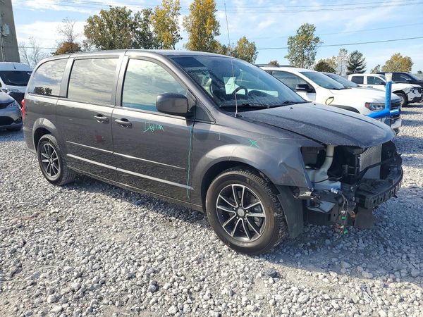 2016 DODGE GRAND CARAVAN SXT — Passenger 3/4