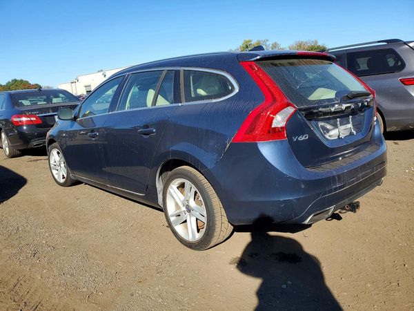 2015 VOLVO V60 Premier (non R design) — DSRA