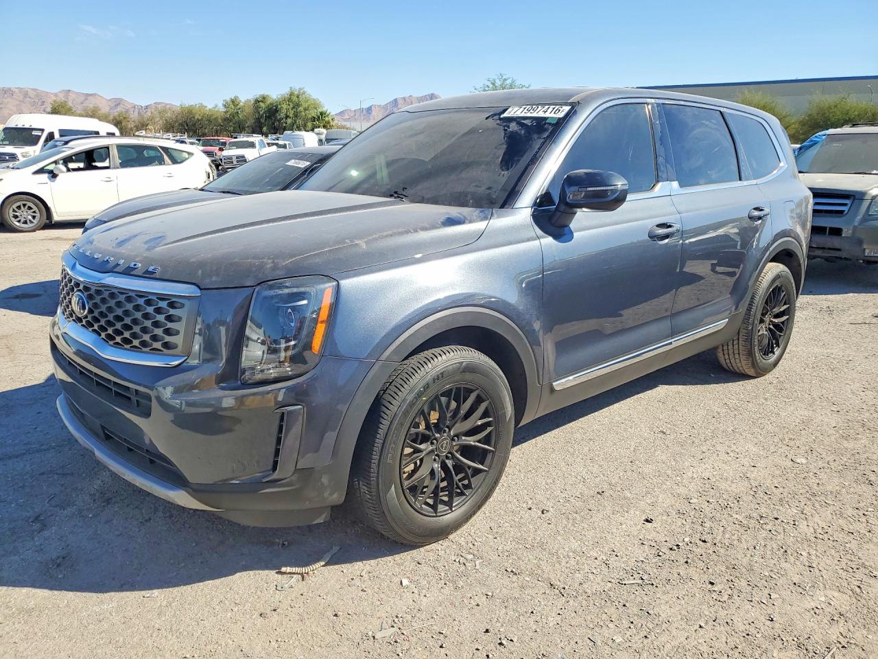2020 KIA TELLURIDE LX — Front 3/4