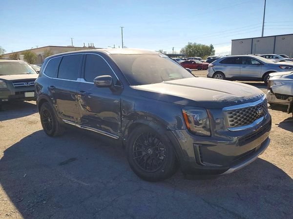 2020 KIA TELLURIDE LX — Passenger 3/4