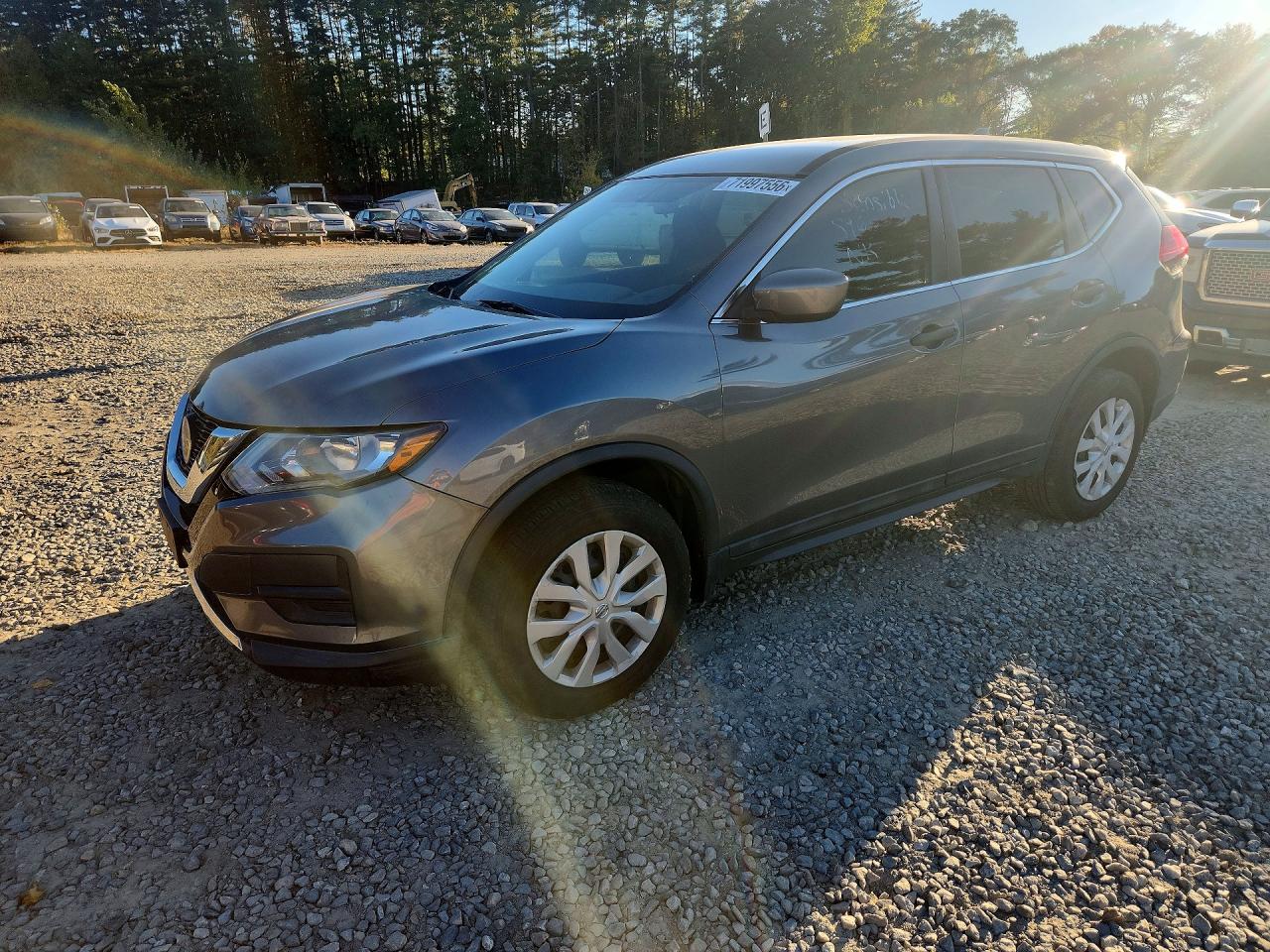 2018 NISSAN ROGUE — Front 3/4