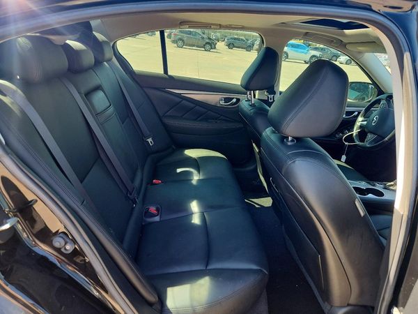 2015 INFINITI Q50 — PSRS