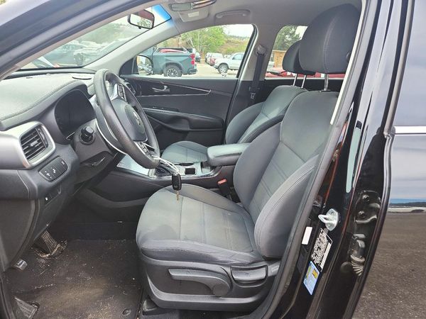 2019 KIA SORENTO L, LX, S